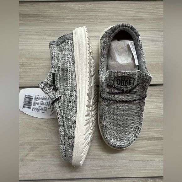 Hey Dude Wally Youth Stretch Black/White size 1 New In Box - Picture 11 of 14